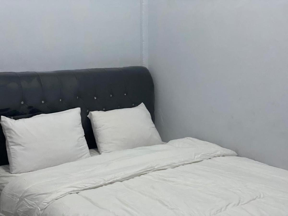 Khalisa Home Syariah Pontianak Eksteriør bilde