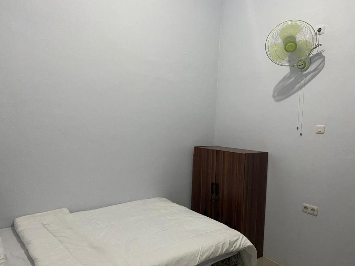 Khalisa Home Syariah Pontianak Eksteriør bilde