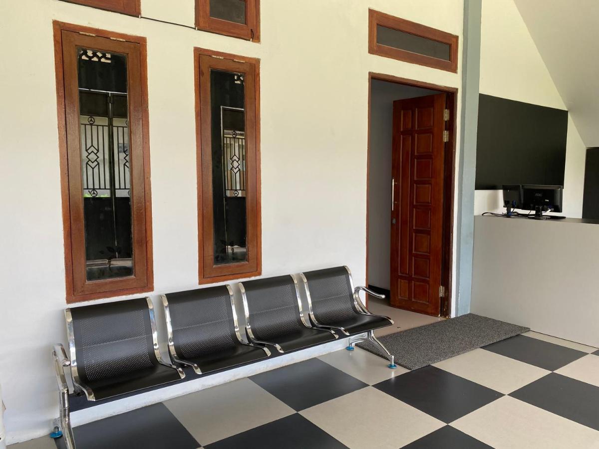 Khalisa Home Syariah Pontianak Eksteriør bilde